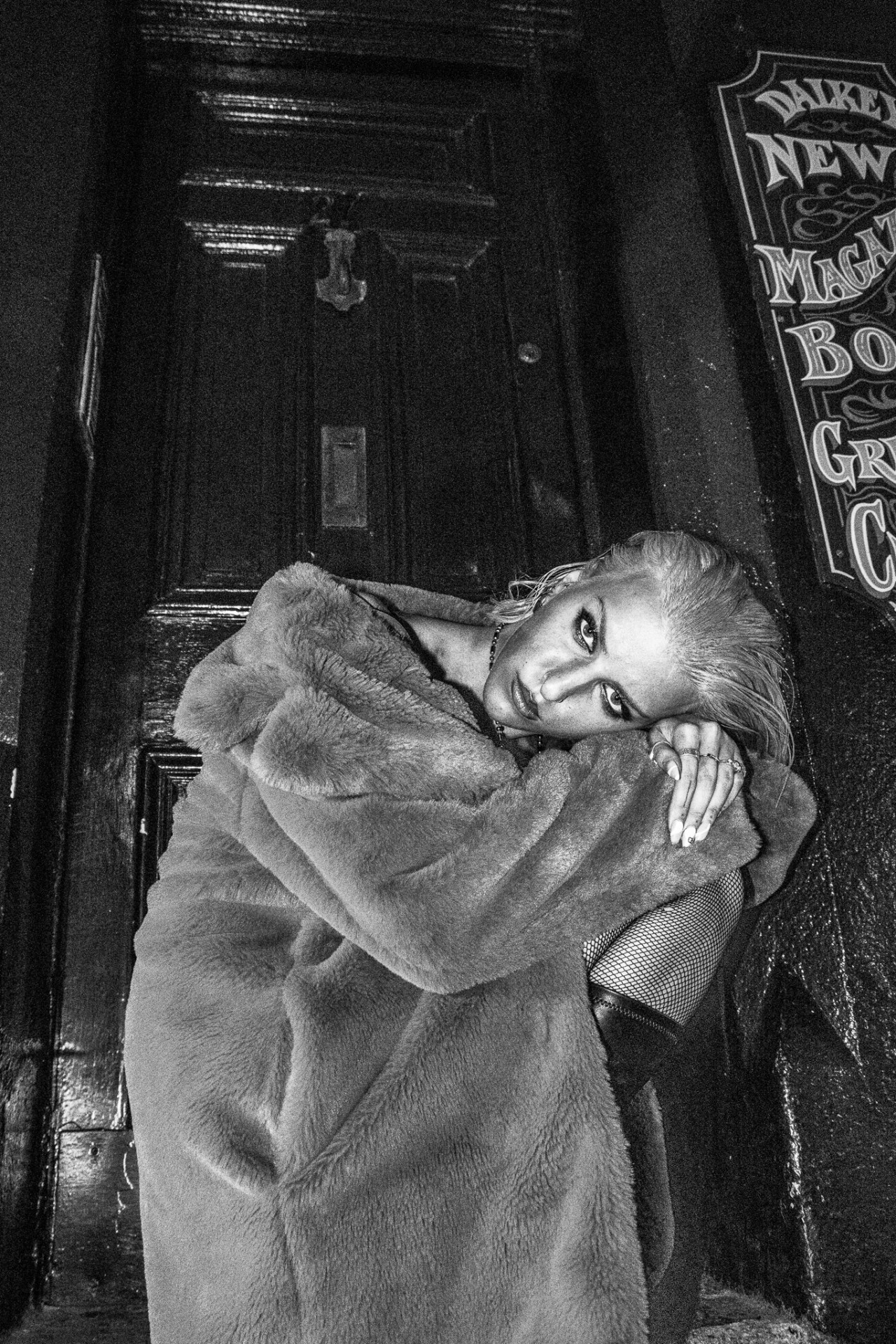 Leigh RogersIMG6 by new-project-page